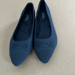 NWOT Market & Spruce Flats